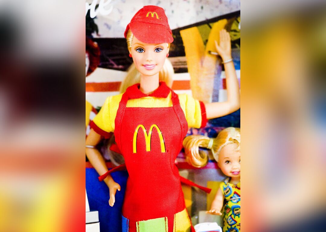 1982: Barbie works at McDonald's